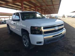 2009 Chevrolet Silverado 1500 LT z VIN 1GCEC29J29Z159888, wystawiony jako IAAI lot #42667029 z przebiegiem 259 856 mil mil oraz . Historia ofert i sprzedaży dostępna na DreamBid. Obrazek 1.
