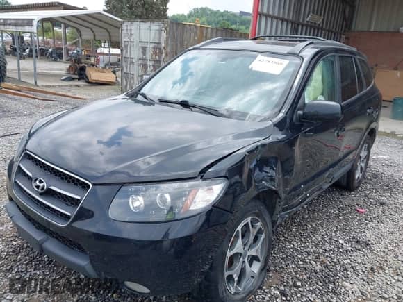 2009 Hyundai Santa Fe SE с VIN 5NMSH13E09H288324, выставлен на аукционе IAAI как лот 42783569 с пробегом 251 737 миль миль и . История ставок и продаж доступна на DreamBid. Изображение 2.