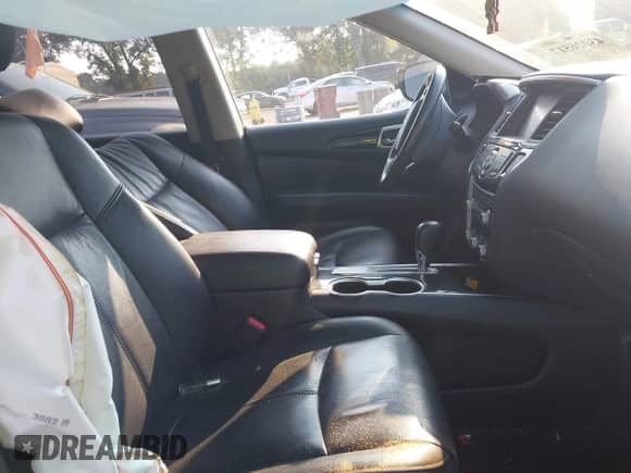 2017 Nissan Pathfinder S with VIN 5N1DR2MN6HC666603, listed as a IAAI auction lot 43026517 with 115,432 mi miles and . Bid and sale history available at DreamBid. Image 5.