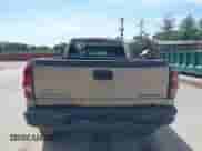 2003 Chevrolet Silverado 2500HD LT с VIN 1GCHK29U53E277670, выставлен на аукционе IAAI как лот 43361681 с пробегом 240 810 миль миль и . История ставок и продаж доступна на DreamBid. Изображение 17.