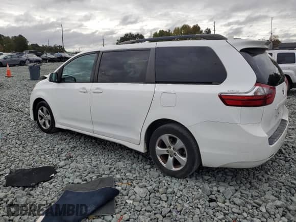 2020 Toyota Sienna LE with VIN 5TDKZ3DC0LS066263, listed as a Copart auction lot 86255305 with 239,231 mi miles and Salvage title. Bid and sale history available at DreamBid. Image 2.