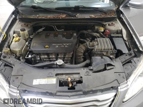 2013 Chrysler 200 Touring z VIN 1C3CCBBB2DN585014, wystawiony jako Copart lot #86881565 z przebiegiem 95 177 mil mil oraz Szkoda całkowita • Salvage title. Historia ofert i sprzedaży dostępna na DreamBid. Obrazek 11.