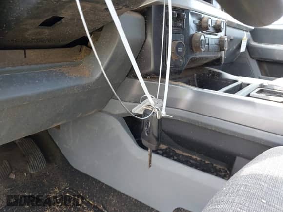 2025 Ford F-250 XL с VIN 1FT7W2BT1SEC50577, выставлен на аукционе IAAI как лот 42494755 с пробегом 4 миль миль и . История ставок и продаж доступна на DreamBid. Изображение 11.