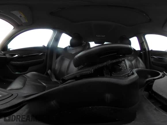 2014 Chevrolet SS z VIN 6G3F15RW7EL945127, wystawiony jako IAAI lot #41995845 z przebiegiem 116 222 mil mil oraz . Historia ofert i sprzedaży dostępna na DreamBid. Obrazek 17.