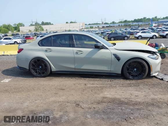 2024 BMW M3 Competition xDrive with VIN WBS43AY00RFS67290, listed as a IAAI auction lot 42329346 with 10,792 mi miles and . Bid and sale history available at DreamBid. Image 13.