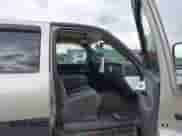 2003 Chevrolet Silverado 1500HD LS с VIN 1GCGK13UX3F107684, выставлен на аукционе IAAI как лот 42202674 с пробегом Не указан миль и . История ставок и продаж доступна на DreamBid. Изображение 5.