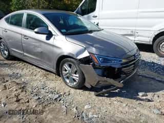 2020 Hyundai Elantra Value Edition с VIN KMHD84LF5LU106907, выставлен на аукционе IAAI как лот 43414995 с пробегом 43 945 миль миль и . История ставок и продаж доступна на DreamBid. Изображение 1.