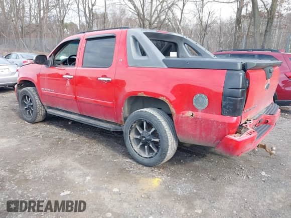 2008 Chevrolet Avalanche LTZ с VIN 3GNFK12358G132946, выставлен на аукционе IAAI как лот 41846555 с пробегом 237 924 миль миль и . История ставок и продаж доступна на DreamBid. Изображение 3.