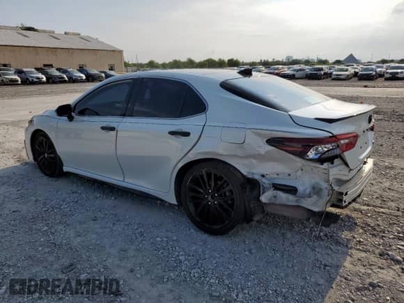 2021 Toyota Camry XSE with VIN 4T1K61AK3MU600891, listed as a Copart auction lot 70040405 with 66,035 mi miles and Salvage title. Bid and sale history available at DreamBid. Image 2.