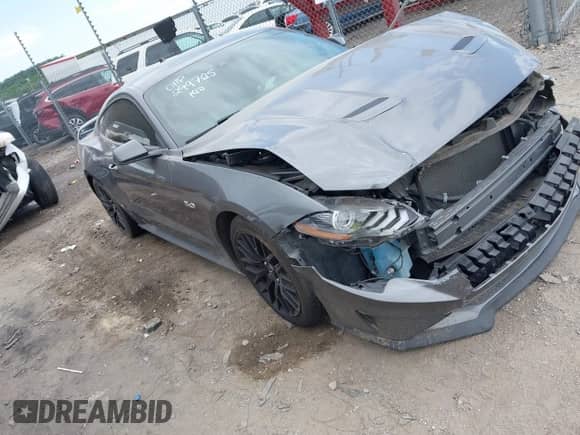 2021 Ford Mustang GT с VIN 1FA6P8CF3M5112777, выставлен на аукционе IAAI как лот 42333982 с пробегом 51 804 миль миль и . История ставок и продаж доступна на DreamBid. Изображение 1.