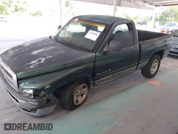 2001 Dodge 1500 Work Special с VIN 1B7HC16XX1S299913, выставлен на аукционе IAAI как лот 42703080 с пробегом 316 214 миль миль и . История ставок и продаж доступна на DreamBid. Изображение 17.