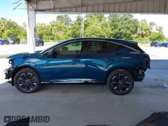 2025 Nissan Murano Platinum with VIN 5N1AZ3DT2SC112599, listed as a IAAI auction lot 42931843 with 3,340 mi miles and . Bid and sale history available at DreamBid. Image 15.