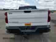 2020 Chevrolet Silverado 1500 Work Truck z VIN 1GCRWAEF6LZ172056, wystawiony jako Copart lot #61770935 z przebiegiem 56 828 mil mil oraz Szkoda całkowita • Salvage title. Historia ofert i sprzedaży dostępna na DreamBid. Obrazek 6.
