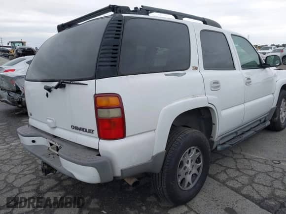 2002 Chevrolet Tahoe Z71 с VIN 1GNEK13Z72R300592, выставлен на аукционе IAAI как лот 41781439 с пробегом 229 028 миль миль и . История ставок и продаж доступна на DreamBid. Изображение 4.