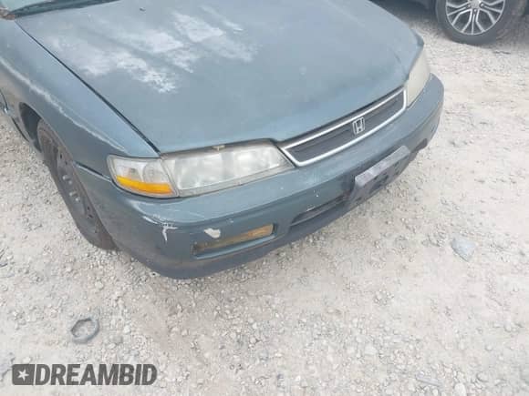 1996 Honda Accord LX с VIN 1HGCD5635TA130498, выставлен на аукционе IAAI как лот 42206275 с пробегом 136 699 миль миль и . История ставок и продаж доступна на DreamBid. Изображение 12.
