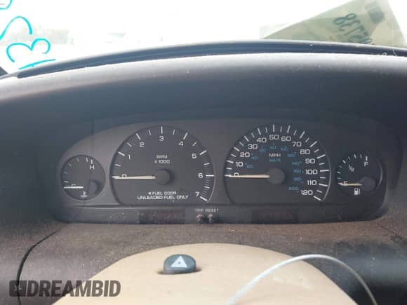 1998 Dodge Caravan SE с VIN 1B4GP44G2WB777590, выставлен на аукционе IAAI как лот 43295738 с пробегом Не указан миль и . История ставок и продаж доступна на DreamBid. Изображение 7.