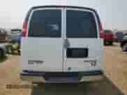 2004 Chevrolet Express Passenger z VIN 1GAHG39U541221463, wystawiony jako Copart lot #64142414 z przebiegiem 140 703 mil mil oraz Czysty tytuł • Clean title. Historia ofert i sprzedaży dostępna na DreamBid. Obrazek 6.