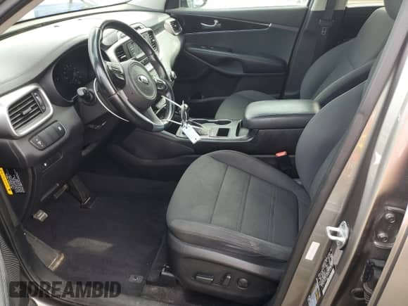 2016 Kia Sorento LX with VIN 5XYPG4A34GG134976, listed as a Copart auction lot 85304815 with 143,262 mi miles and Clean title. Bid and sale history available at DreamBid. Image 7.