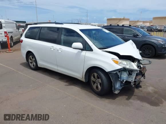2017 Toyota Sienna LE with VIN 5TDKZ3DCXHS896739, listed as a IAAI auction lot 42804890 with 66,684 mi miles and . Bid and sale history available at DreamBid. Image 1.