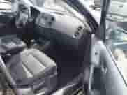 2017 Volkswagen Tiguan Wolfsburg Edition с VIN WVGRV7AX2HK005905, выставлен на аукционе IAAI как лот 42053590 с пробегом 94 864 миль миль и . История ставок и продаж доступна на DreamBid. Изображение 5.