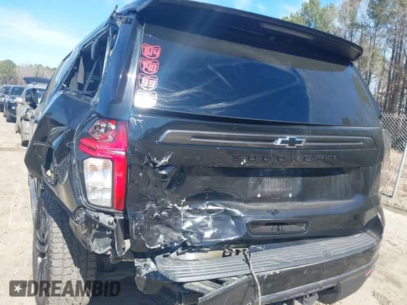 2022 Chevrolet Suburban Z71 with VIN 1GNSKDKD5NR110949, listed as a IAAI auction lot 41556533 with 68,141 mi miles and . Bid and sale history available at DreamBid. Image 18.