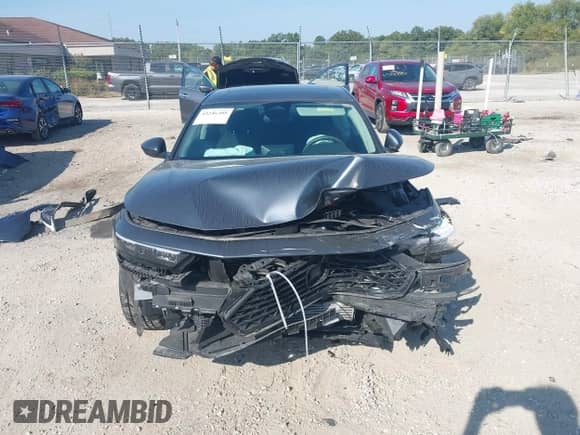 2024 Honda Accord EX с VIN 1HGCY1F30RA063895, выставлен на аукционе IAAI как лот 43246205 с пробегом 14 686 миль миль и . История ставок и продаж доступна на DreamBid. Изображение 12.