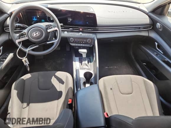 2024 Hyundai Elantra SEL with VIN KMHLM4DG2RU727609, listed as a Copart auction lot 69951935 with 18,032 mi miles and Salvage title. Bid and sale history available at DreamBid. Image 8.