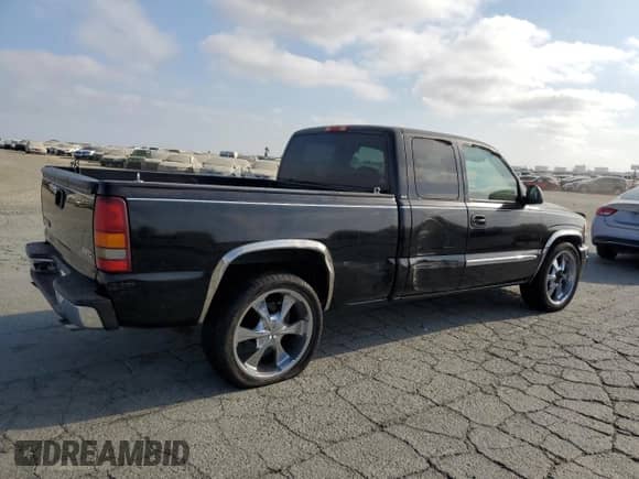 2003 GMC Sierra 1500 SLE with VIN 2GTEC19T331342373, listed as a Copart auction lot 70596625 with 189,590 mi miles and Clean title. Bid and sale history available at DreamBid. Image 3.