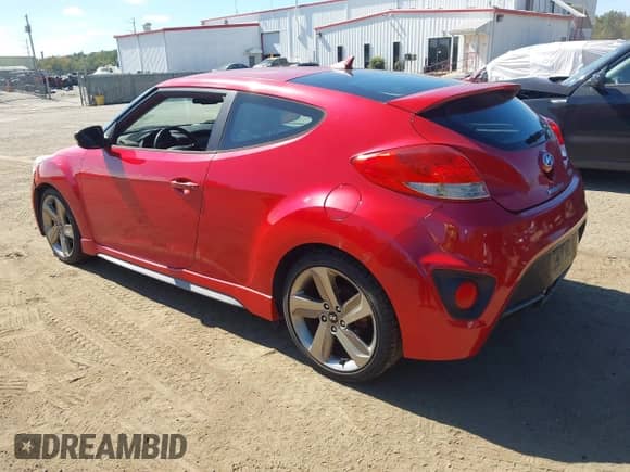 2013 Hyundai Veloster Turbo с VIN KMHTC6AE2DU164913, выставлен на аукционе IAAI как лот 43360263 с пробегом 166 585 миль миль и . История ставок и продаж доступна на DreamBid. Изображение 3.