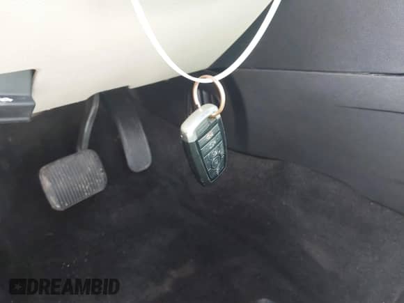 2018 Ford Explorer XLT с VIN 1FM5K8D85JGB94155, выставлен на аукционе IAAI как лот 43258496 с пробегом 135 518 миль миль и . История ставок и продаж доступна на DreamBid. Изображение 11.