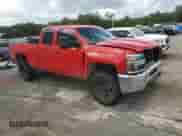 2018 Chevrolet Silverado 2500HD Work Truck z VIN 1GC2KUEG0JZ291807, wystawiony jako Copart lot #84658995 z przebiegiem 188 019 mil mil oraz Szkoda całkowita • Salvage title. Historia ofert i sprzedaży dostępna na DreamBid. Obrazek 4.