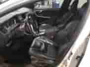 2015 Volvo S60 T6 R-Design Platinum с VIN YV1902TS3F1335329, выставлен на аукционе Copart как лот 81512184 с пробегом 103 129 миль миль и Списание • Salvage title. История ставок и продаж доступна на DreamBid. Изображение 7.