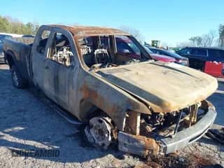 2008 Chevrolet Silverado 3500HD с VIN 1GCHC396X8E148691, выставлен на аукционе IAAI как лот 41600724 с пробегом Не указан миль и . История ставок и продаж доступна на DreamBid. Изображение 1.