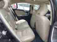 2018 Volvo S60 Dynamic с VIN YV126MFL4J2458009, выставлен на аукционе IAAI как лот 42396373 с пробегом 175 270 миль миль и . История ставок и продаж доступна на DreamBid. Изображение 8.
