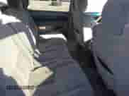 2003 Chevrolet Tahoe LT z VIN 1GNEK13Z03J220146, wystawiony jako IAAI lot #43533236 z przebiegiem 163 971 mil mil oraz . Historia ofert i sprzedaży dostępna na DreamBid. Obrazek 8.