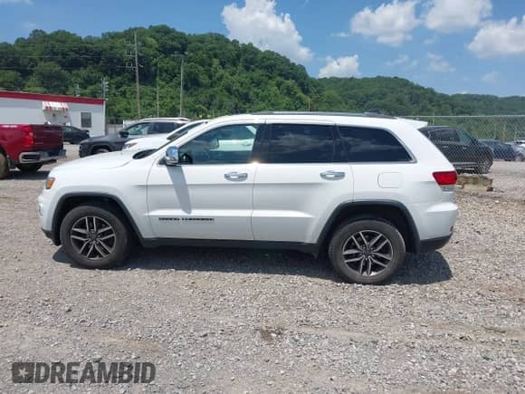 2020 Jeep Grand Cherokee Limited with VIN 1C4RJFBG1LC326913, listed as a IAAI auction lot 42584610 with 66,740 mi miles and . Bid and sale history available at DreamBid. Image 14.