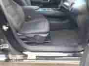 2024 Chevrolet Equinox EV LT z VIN 3GN7DLRR0RS298472, wystawiony jako IAAI lot #42392521 z przebiegiem 19 989 mil mil oraz . Historia ofert i sprzedaży dostępna na DreamBid. Obrazek 6.
