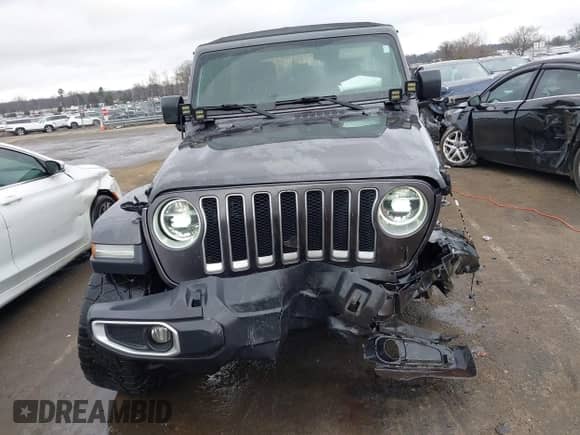 2021 Jeep Wrangler Unlimited Sahara High Altitude с VIN 1C4HJXENXMW503535, выставлен на аукционе IAAI как лот 41212320 с пробегом 70 375 миль миль и . История ставок и продаж доступна на DreamBid. Изображение 12.
