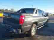 2005 Chevrolet Avalanche Z71 with VIN 3GNEK12Z65G207469, listed as a IAAI auction lot 41210152 with 297,282 mi miles and . Bid and sale history available at DreamBid. Image 4.