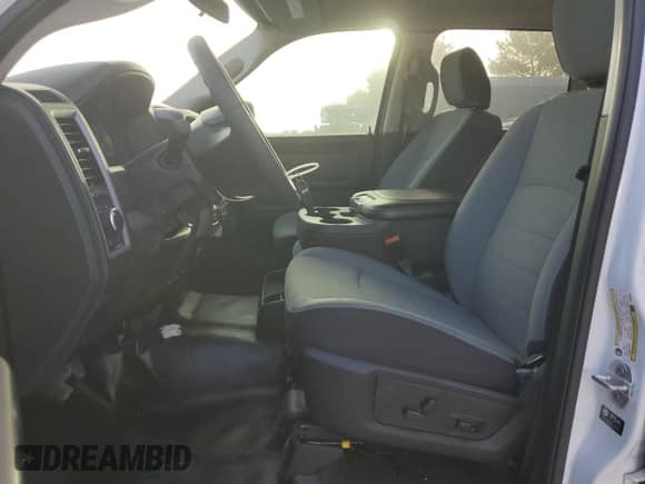 2023 Ram 1500 SSV с VIN 1C6RR7XT0PS598036, выставлен на аукционе Copart как лот 72897784 с пробегом 5 826 миль миль и Списание • Salvage title. История ставок и продаж доступна на DreamBid. Изображение 7.