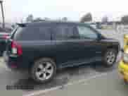 2017 Jeep Compass High Altitude z VIN 1C4NJDEB6HD106073, wystawiony jako IAAI lot #43526297 z przebiegiem 103 392 mil mil oraz . Historia ofert i sprzedaży dostępna na DreamBid. Obrazek 13.