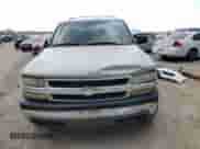 2001 Chevrolet Suburban LT z VIN 1GNEC16T91J244298, wystawiony jako Copart lot #68127834 z przebiegiem Nie podano mil oraz Szkoda całkowita • Salvage title. Historia ofert i sprzedaży dostępna na DreamBid. Obrazek 5.