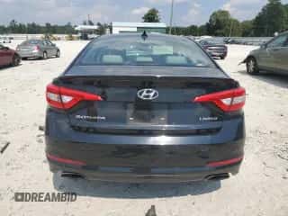 2017 Hyundai Sonata Limited z VIN 5NPE34AF3HH462283, wystawiony jako Copart lot #71800405 z przebiegiem 84 116 mil mil oraz Szkoda całkowita • Salvage title. Historia ofert i sprzedaży dostępna na DreamBid. Obrazek 6.