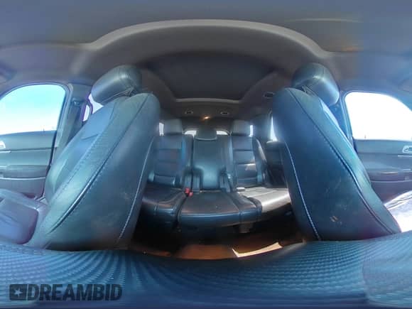 2012 Ford Explorer XLT z VIN 1FMHK7D85CGA74818, wystawiony jako Copart lot #65789095 z przebiegiem 141 627 mil mil oraz Szkoda całkowita • Salvage title. Historia ofert i sprzedaży dostępna na DreamBid. Obrazek 15.