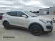 2016 Hyundai Santa Fe с VIN 5XYZT3LB4GG368876, выставлен на аукционе Copart как лот 80778685 с пробегом 196 972 миль миль и Списание • Salvage title. История ставок и продаж доступна на DreamBid. Изображение 4.