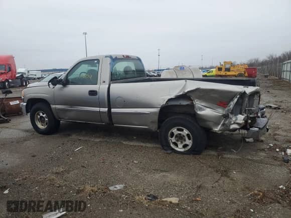 1999 GMC Sierra 1500 SLE with VIN 1GTEK14T7XE540050, listed as a Copart auction lot 73996834 with Not provided miles and Clean title. Bid and sale history available at DreamBid. Image 2.