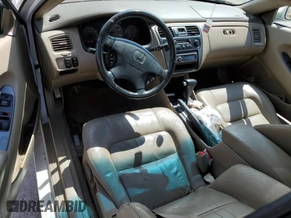 2002 Honda Accord EX with VIN 1HGCG22502A009082, listed as a Copart auction lot 65434495 with 121,095 mi miles and Non repairable. Bid and sale history available at DreamBid. Image 8.