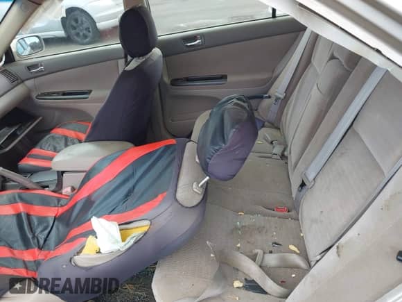 2005 Toyota Camry LE with VIN JTDBF30K150158395, listed as a IAAI auction lot 42998789 with Not provided miles and . Bid and sale history available at DreamBid. Image 8.