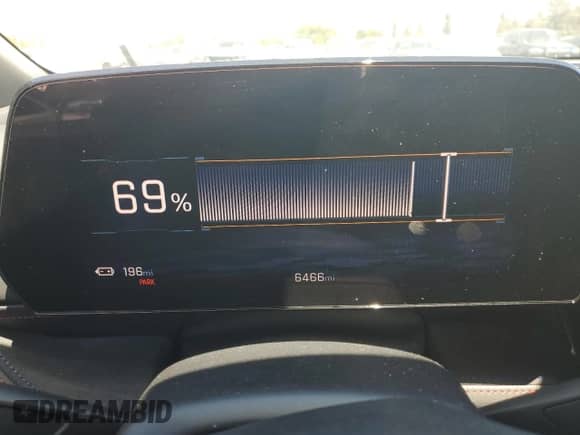 2024 Chevrolet Blazer EV eAWD RS z VIN 3GNKDCRJ4RS287236, wystawiony jako Copart lot #61030045 z przebiegiem 6 466 mil mil oraz Szkoda całkowita • Salvage title. Historia ofert i sprzedaży dostępna na DreamBid. Obrazek 9.