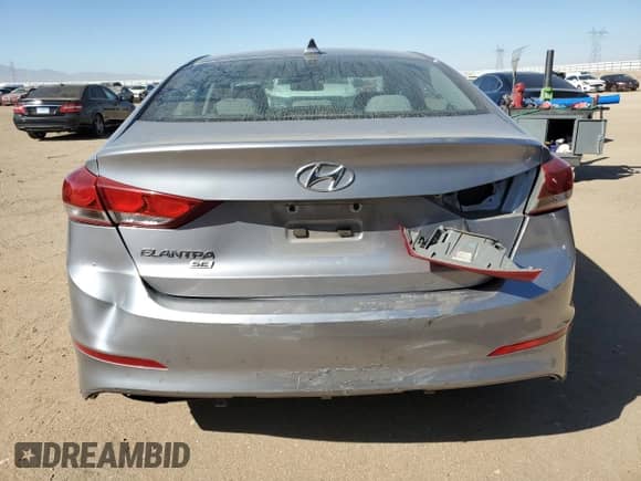 2017 Hyundai Elantra SE z VIN 5NPD74LF1HH188854, wystawiony jako Copart lot #85599005 z przebiegiem 189 631 mil mil oraz Szkoda całkowita • Salvage title. Historia ofert i sprzedaży dostępna na DreamBid. Obrazek 6.